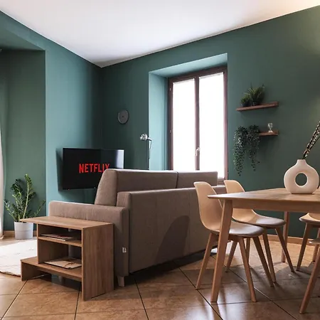 Διαμέρισμα Charmescape Oldtown - 6 Min Walk To Berninaexpress *